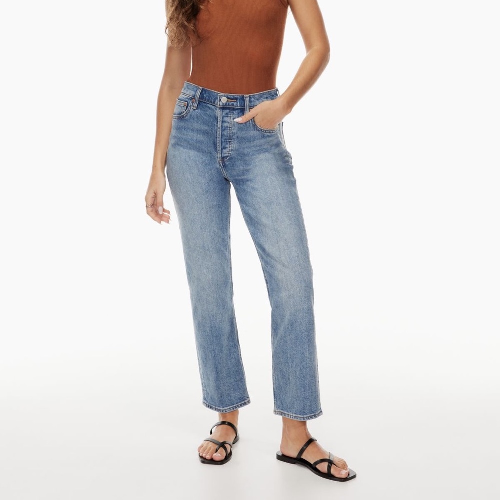 Denim Forum Arlo Straight Jean